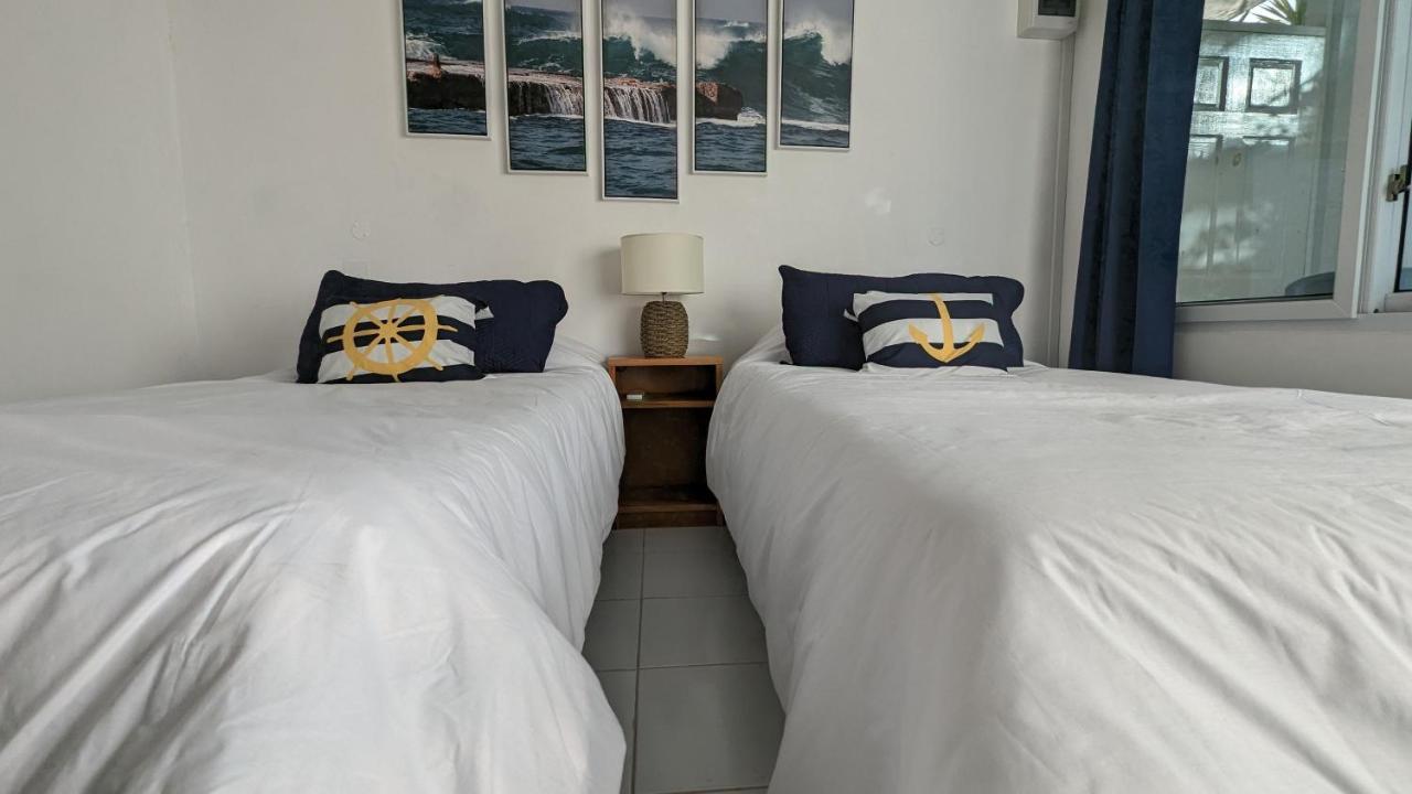 Oemanagement Hotel Rooms 로조 외부 사진